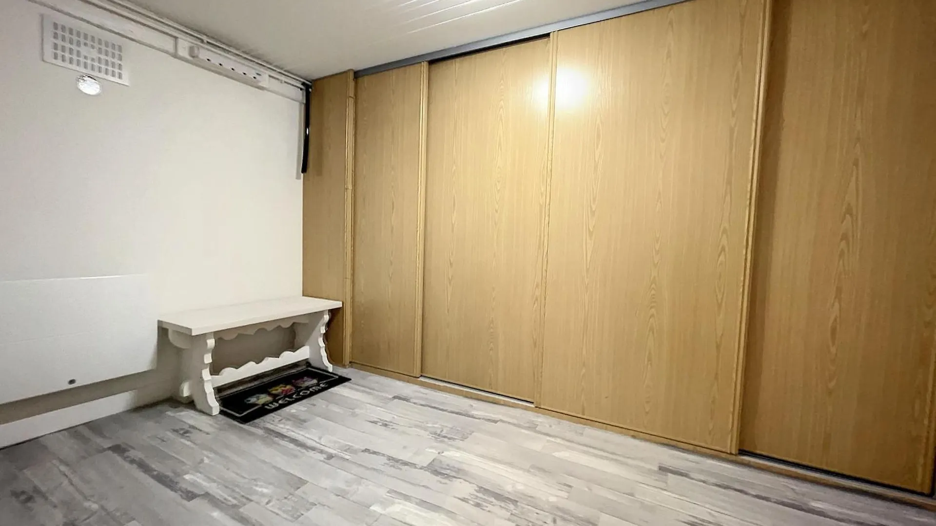 Bed & Breakfast Chambre Familiale Lumineuse Avec Espace Enfants A Saugues - Fr-1-582-483 France